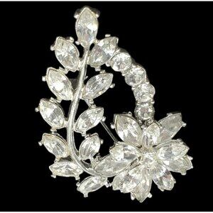 VTG Brooch Marquise Crystal Flower Pin Floral Prongs Silver Foiled Clear Sparkle